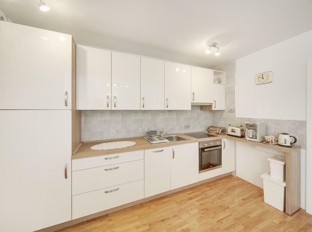 Apartman Eszék Kültér fotó